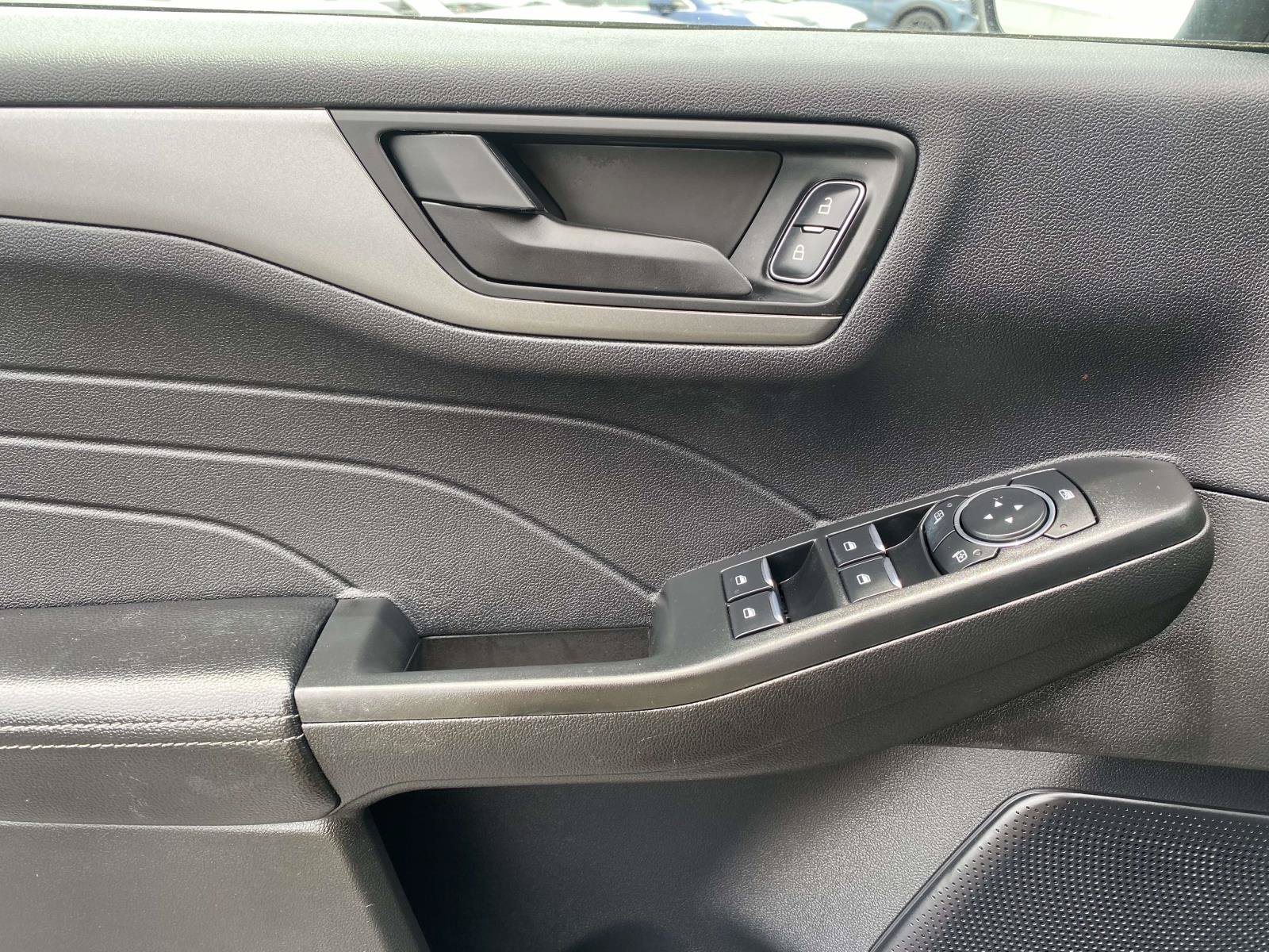 Certified 2024 Ford Escape Active FWD image 17