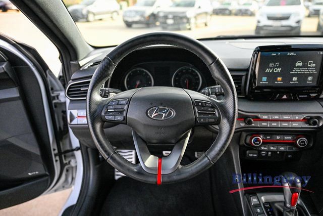 Used 2020 Hyundai Veloster Turbo image 11