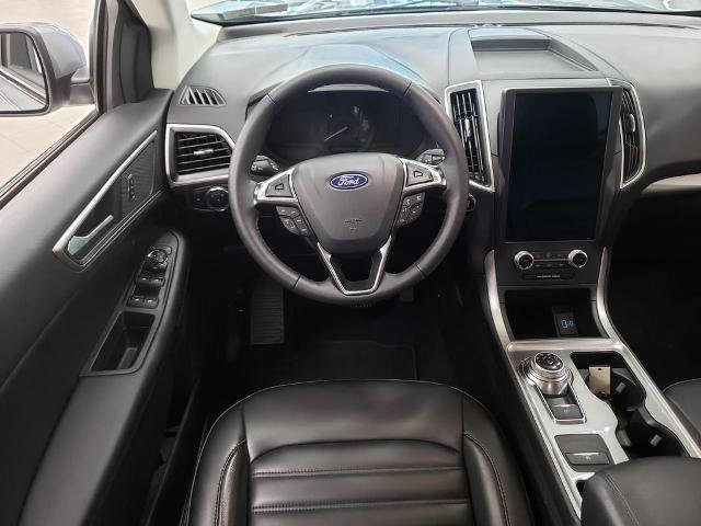 Certified 2024 Ford Edge SEL w/ Convenience Package AWD/4WD image 18