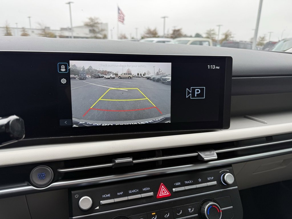 Used 2025 Hyundai Tucson SE image 17