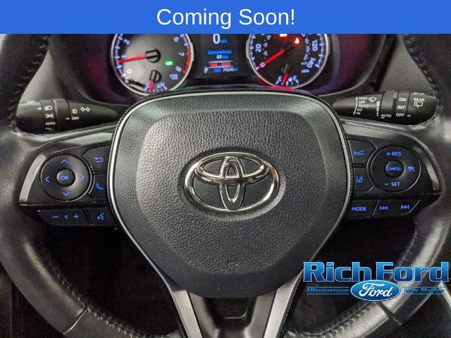 Used 2019 Toyota RAV4 XLE w/ Convenience Package image 12
