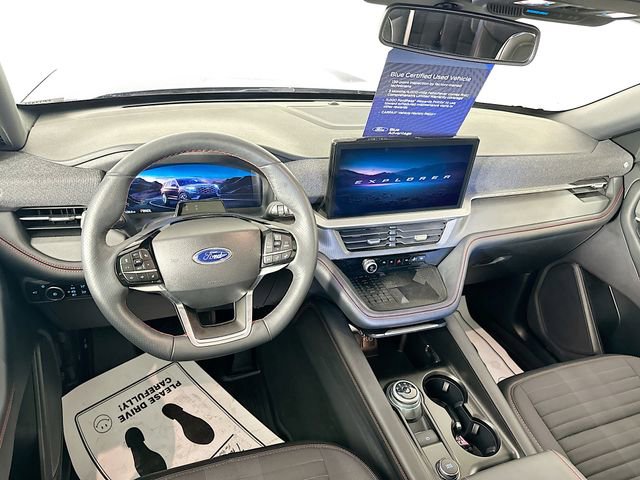 Certified 2025 Ford Explorer ST-Line w/ Premium Package AWD/4WD image 31