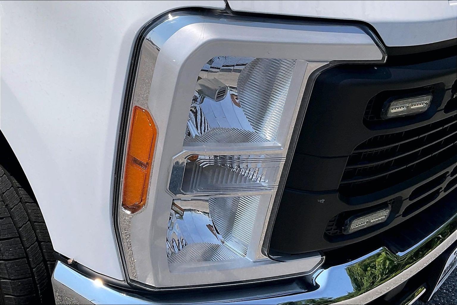 Certified 2023 Ford F250 XL AWD/4WD image 28