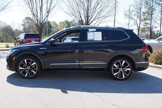 Used 2022 Volkswagen Tiguan SEL R-Line AWD/4WD image 5