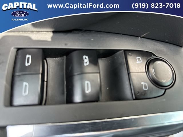 Used 2025 Chevrolet Traverse LT w/ Midnight/Sport Edition FWD image 21