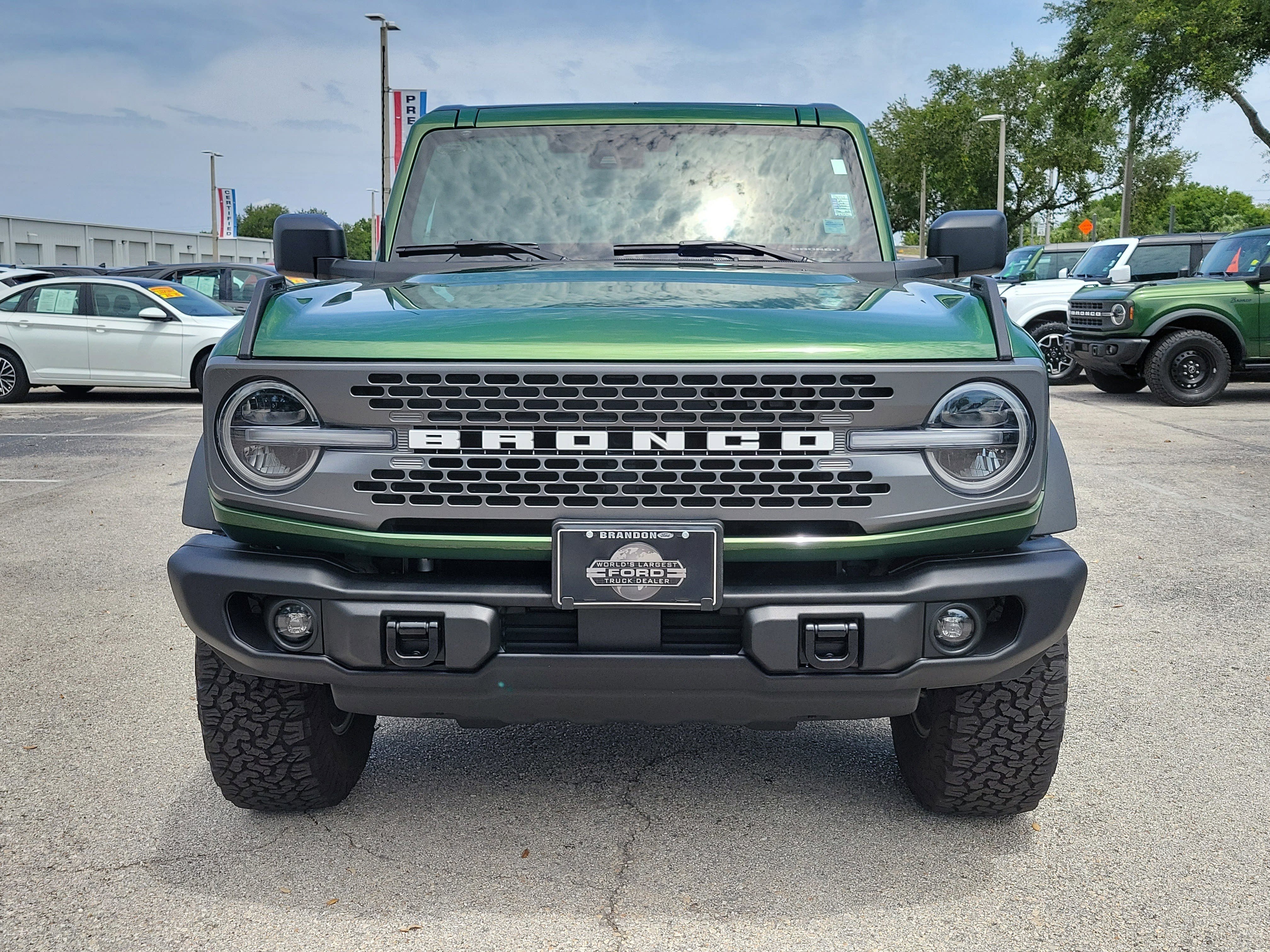 Certified 2025 Ford Bronco Badlands AWD/4WD image 2