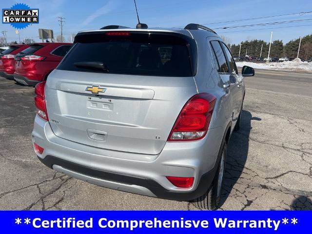 Used 2020 Chevrolet Trax LT w/ LT Convenience Package image 4