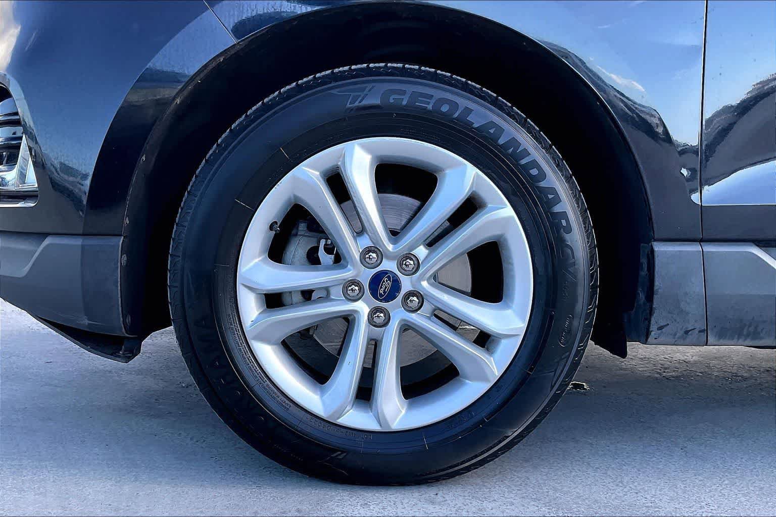 Certified 2020 Ford Edge SEL FWD image 8