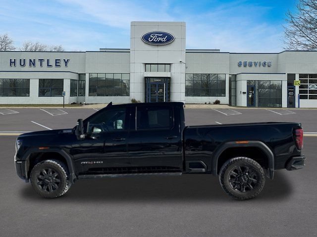 Used 2024 GMC Sierra 2500 AT4 w/ AT4 Premium Plus Package AWD/4WD image 6