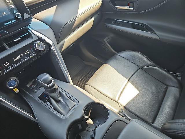 Used 2021 Toyota Venza LE AWD/4WD image 23