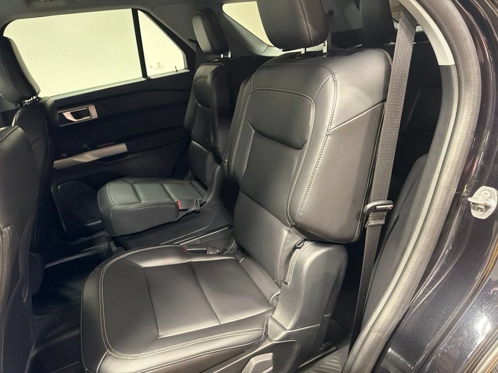 Certified 2023 Ford Explorer XLT w/ Equipment Group 202A AWD/4WD image 29