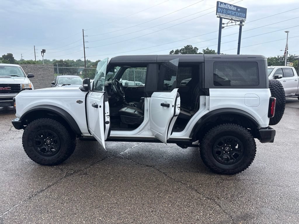 Certified 2024 Ford Bronco Wildtrak AWD/4WD image 4