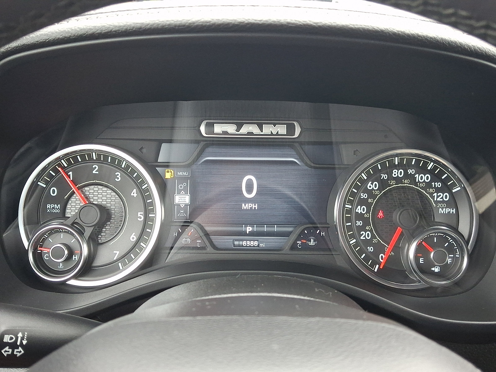 Used 2025 RAM 1500 Laramie AWD/4WD image 26