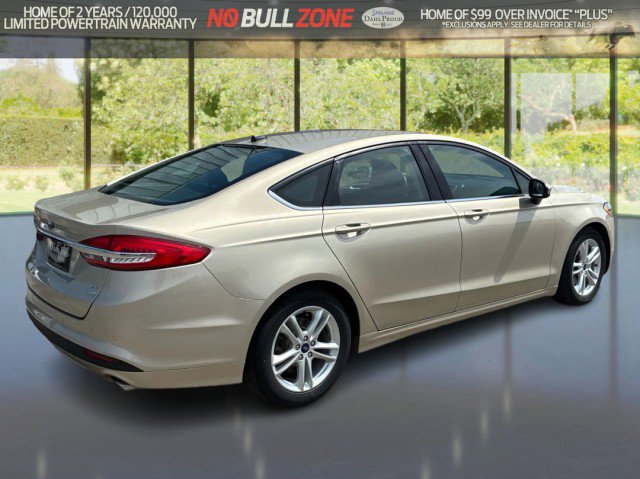 Certified 2018 Ford Fusion SE w/ Fusion SE Technology Package FWD image 5