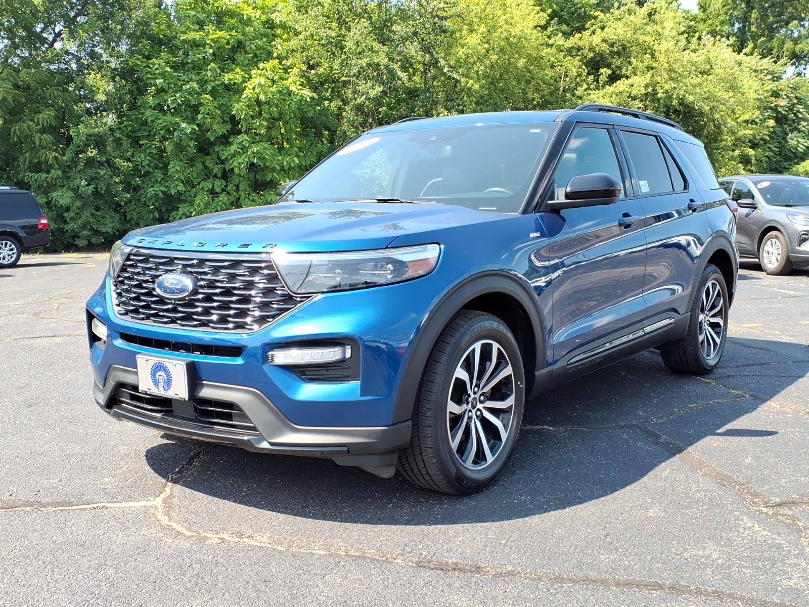 Certified 2023 Ford Explorer ST-Line w/ Class IV Trailer Tow Package AWD/4WD image 3