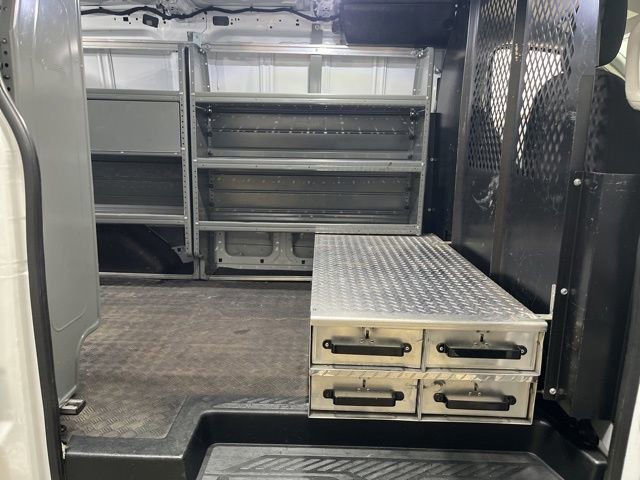 Certified 2019 Ford Transit 250 130 Low Roof w/ Exterior Upgrade Package image 18