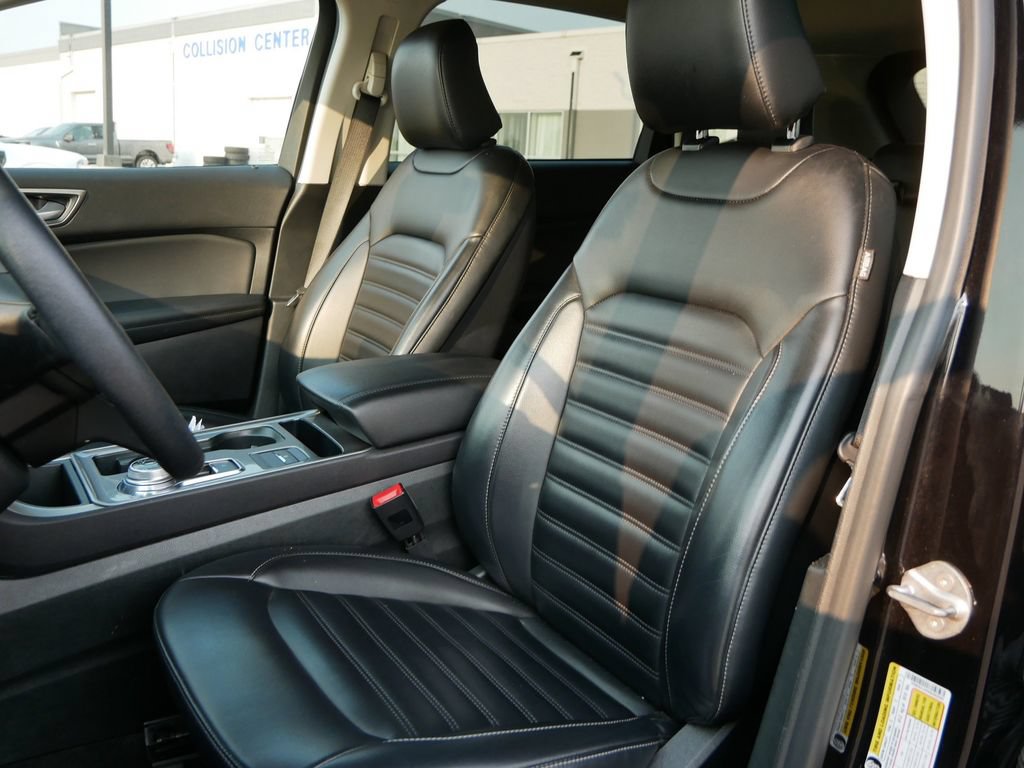 Certified 2024 Ford Edge SEL AWD/4WD image 9