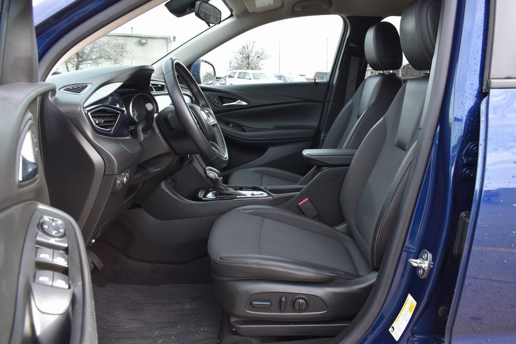 Used 2023 Buick Encore GX Select image 9