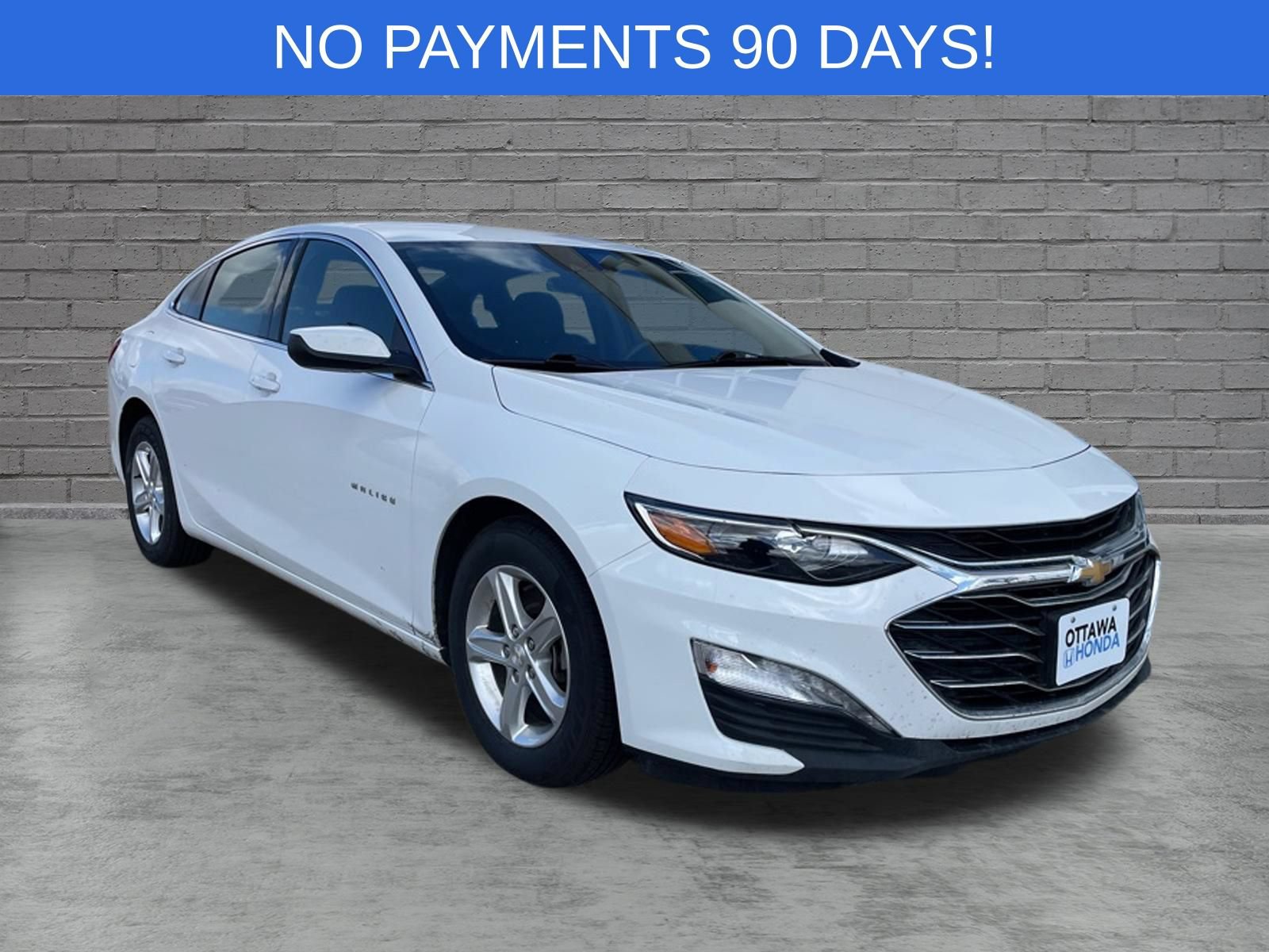 Used 2024 Chevrolet Malibu LT FWD image 1