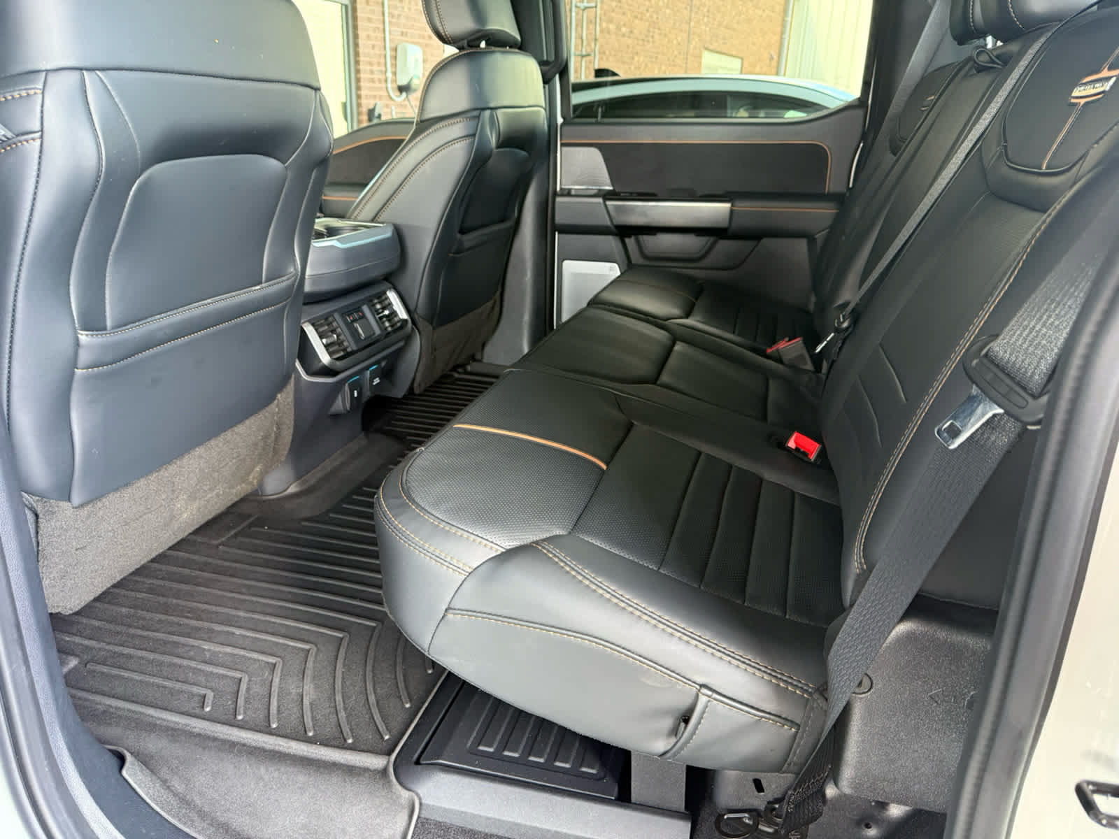 Certified 2023 Ford F150 Platinum w/ Equipment Group 701A High AWD/4WD image 5