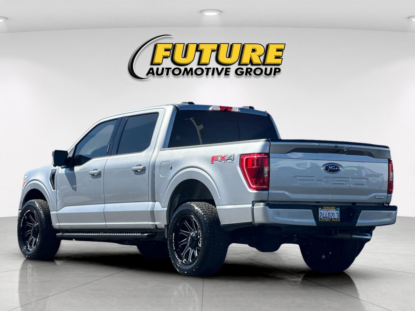 Certified 2022 Ford F150 XLT w/ Equipment Group 302A High AWD/4WD image 5