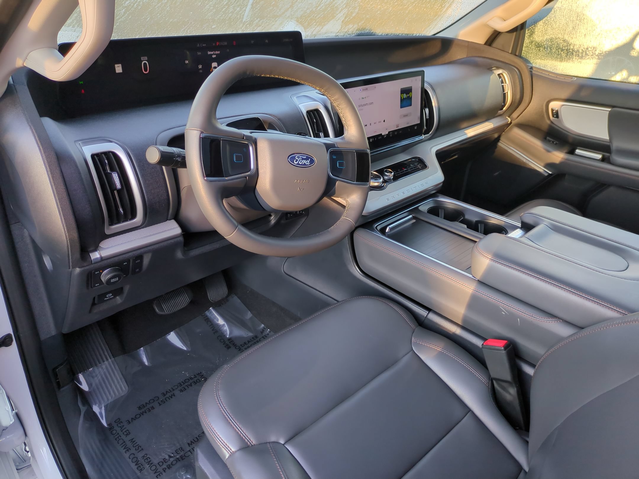 Certified 2025 Ford Expedition Active AWD/4WD image 17