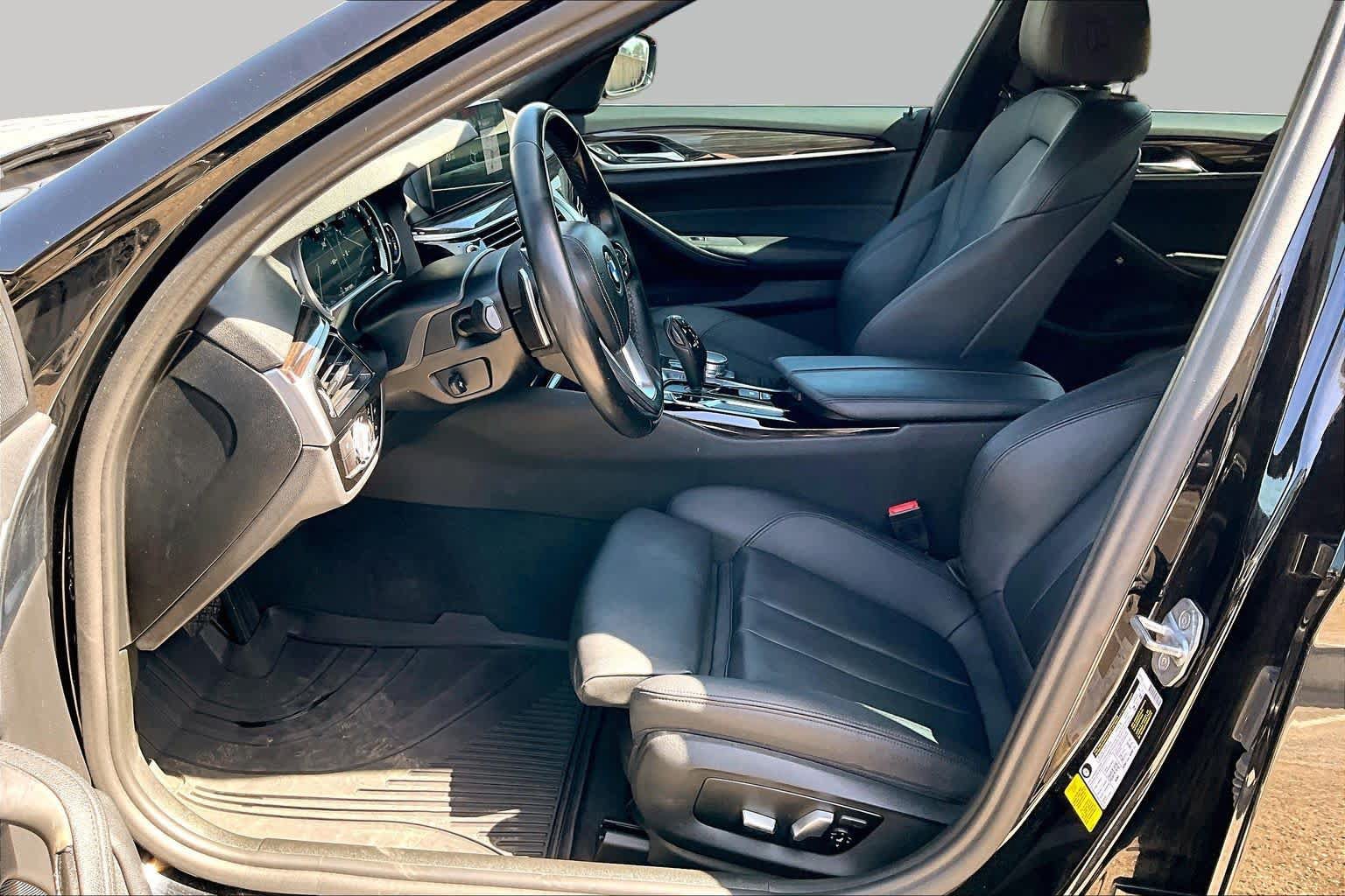 Used 2018 BMW 530i RWD image 10