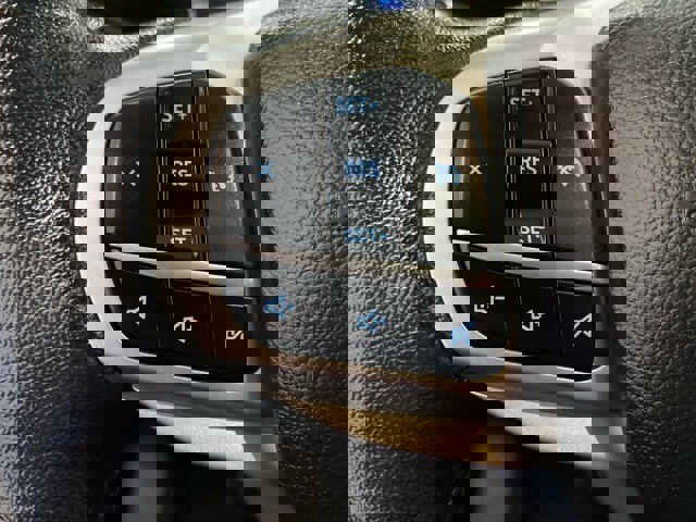 Certified 2022 Ford Explorer XLT w/ Equipment Group 202A image 23