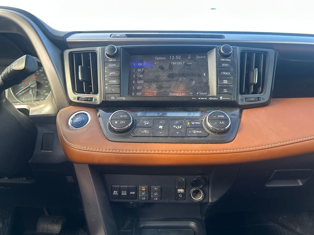 Used 2018 Toyota RAV4 Limited image 26
