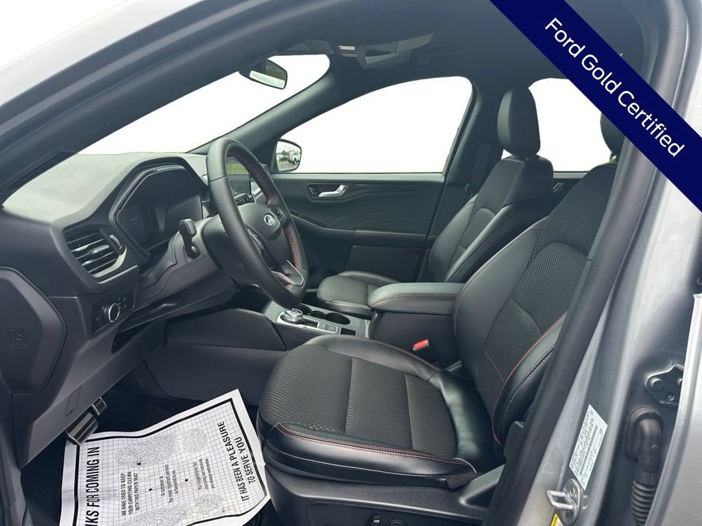 Certified 2024 Ford Escape ST-Line w/ Tech Pack #1 AWD/4WD image 15