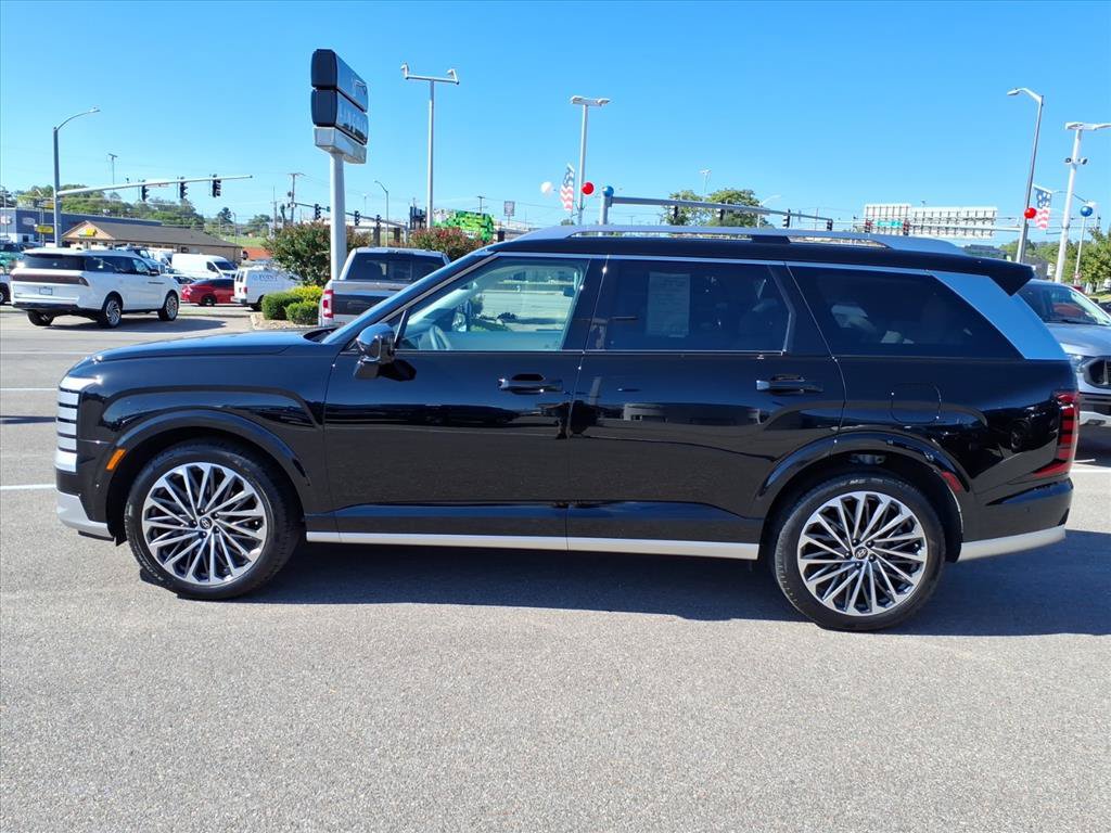 Used 2026 Hyundai Palisade Calligraphy AWD/4WD image 2