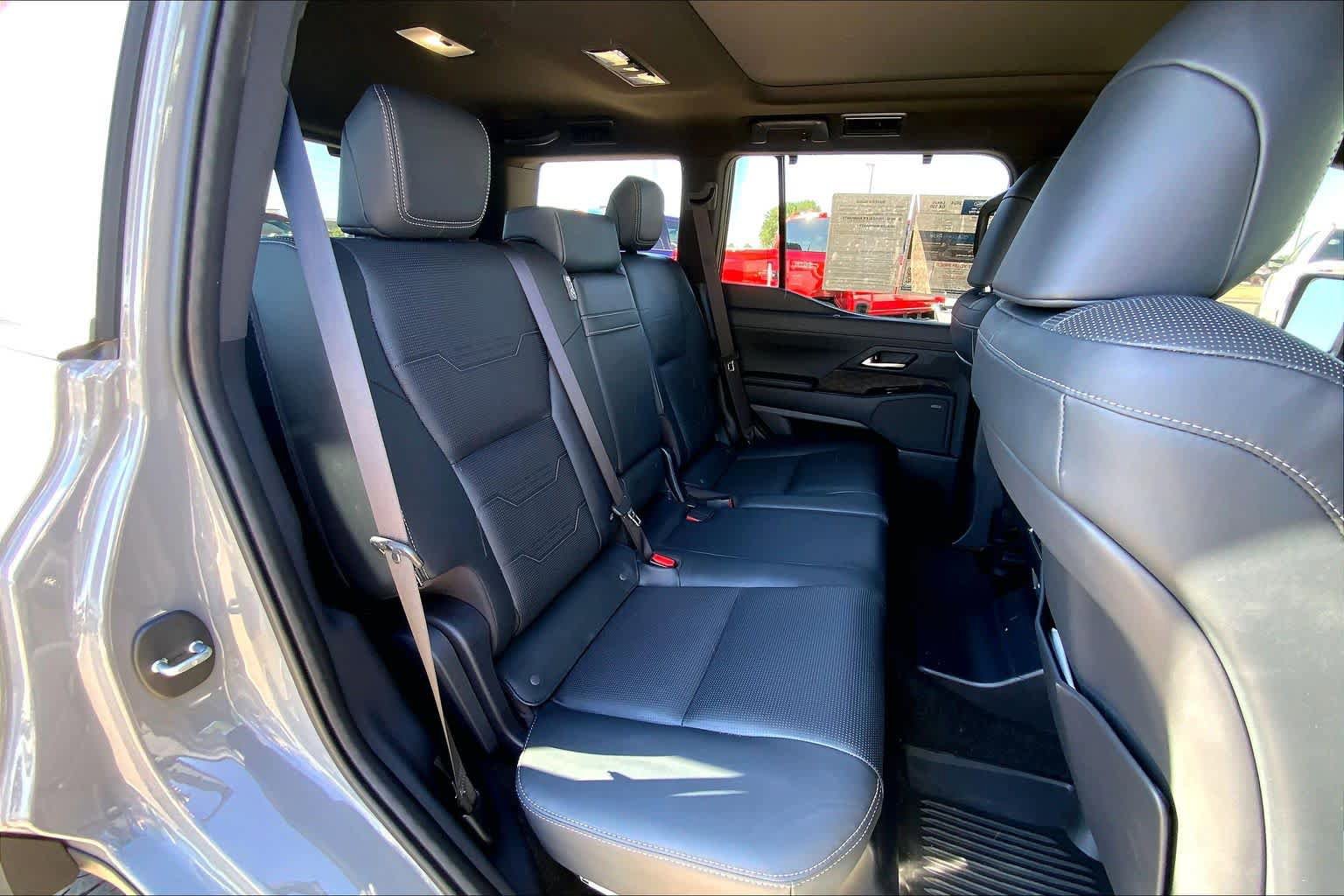 Used 2024 Lexus GX 550 AWD/4WD image 20