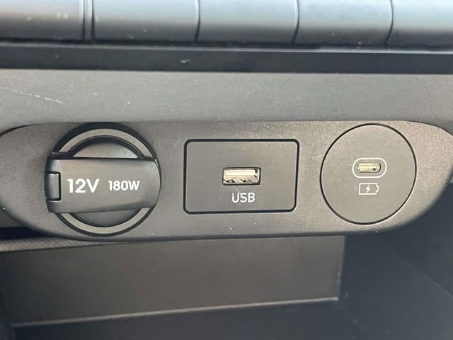 Used 2024 Hyundai Elantra SE FWD image 26