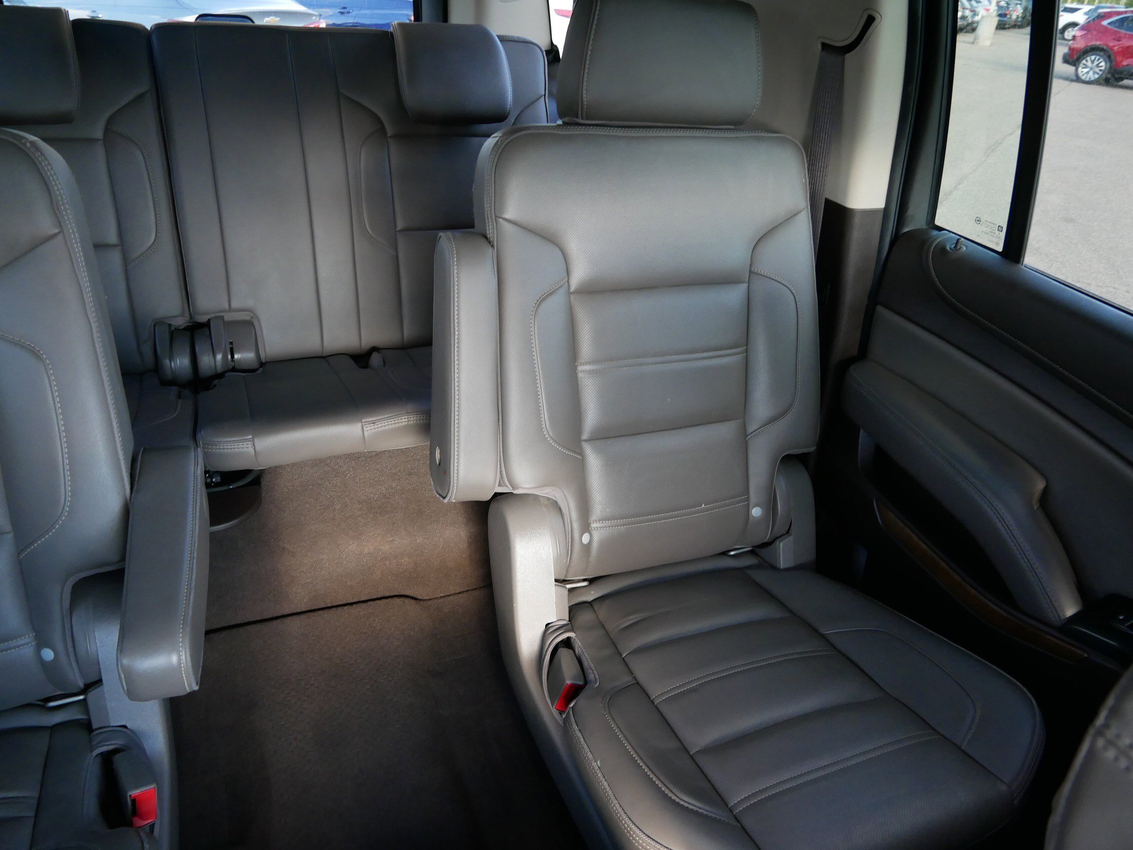 Used 2019 GMC Yukon XL Denali w/ Denali Ultimate Package AWD/4WD image 15