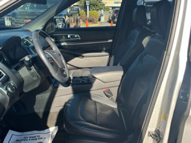 Certified 2018 Ford Explorer Limited image 11