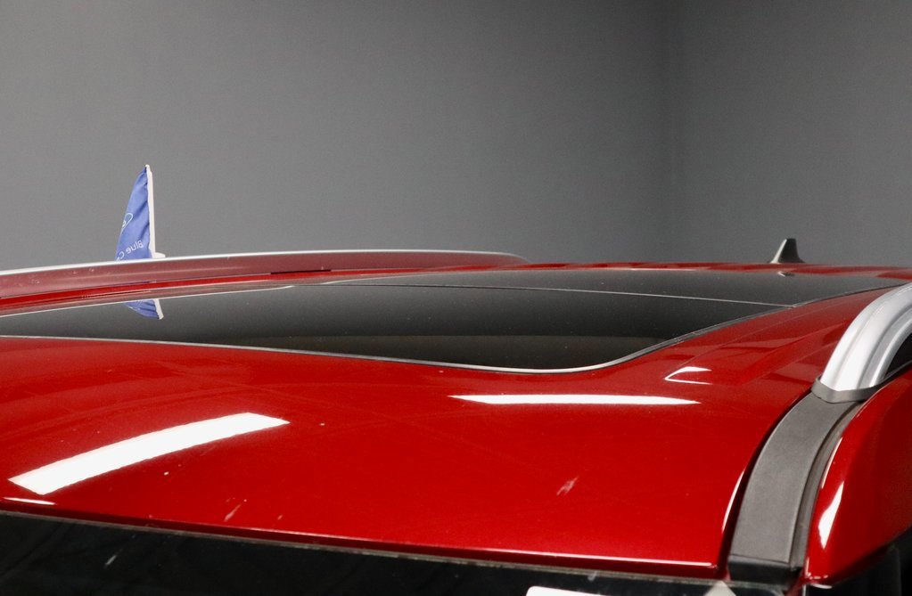 Certified 2022 Ford Explorer Platinum w/ Technology Package image 25