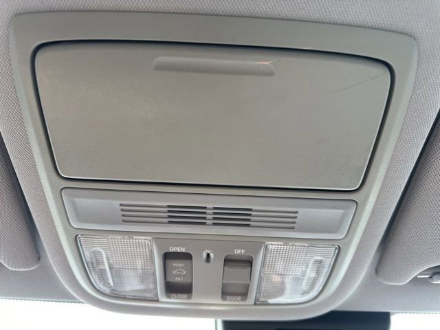 Used 2019 Honda Accord EX image 35