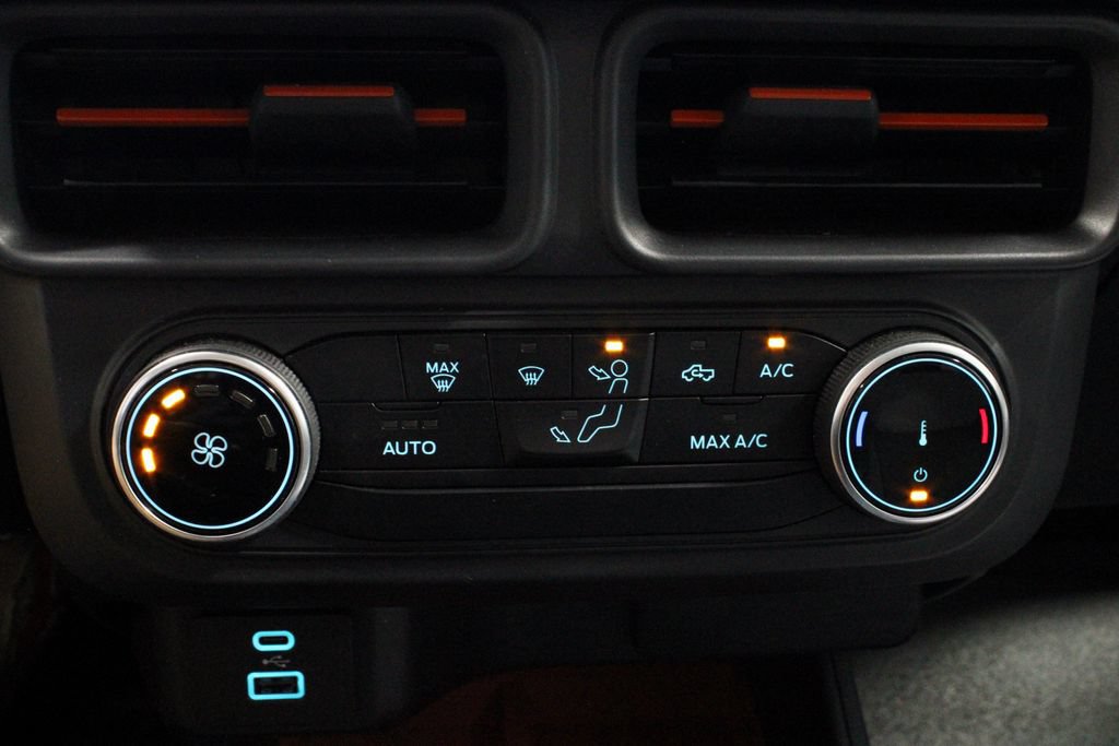 Certified 2024 Ford Maverick XLT FWD image 30