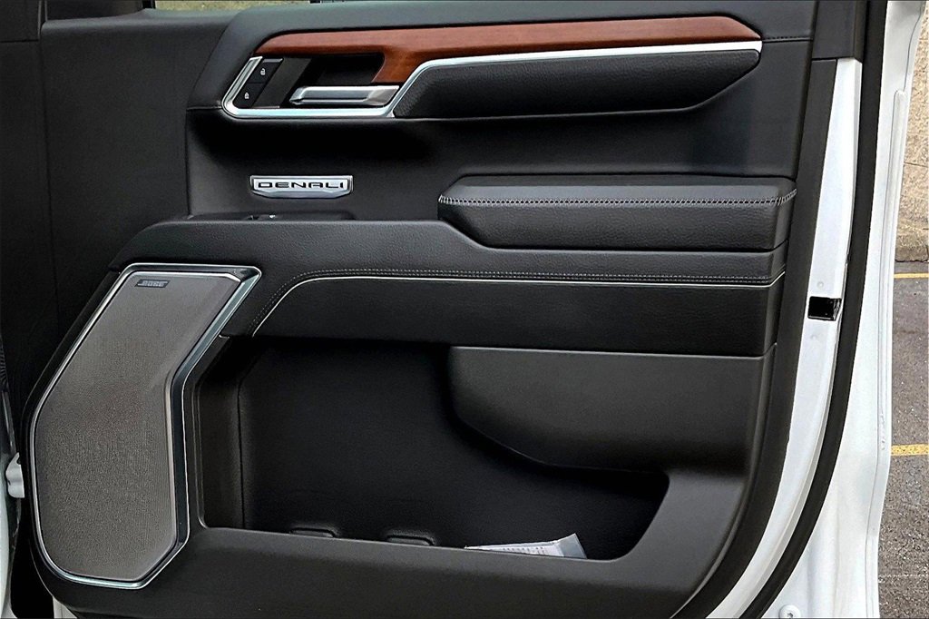 Used 2023 GMC Sierra 1500 Denali w/ Denali Reserve Package image 23