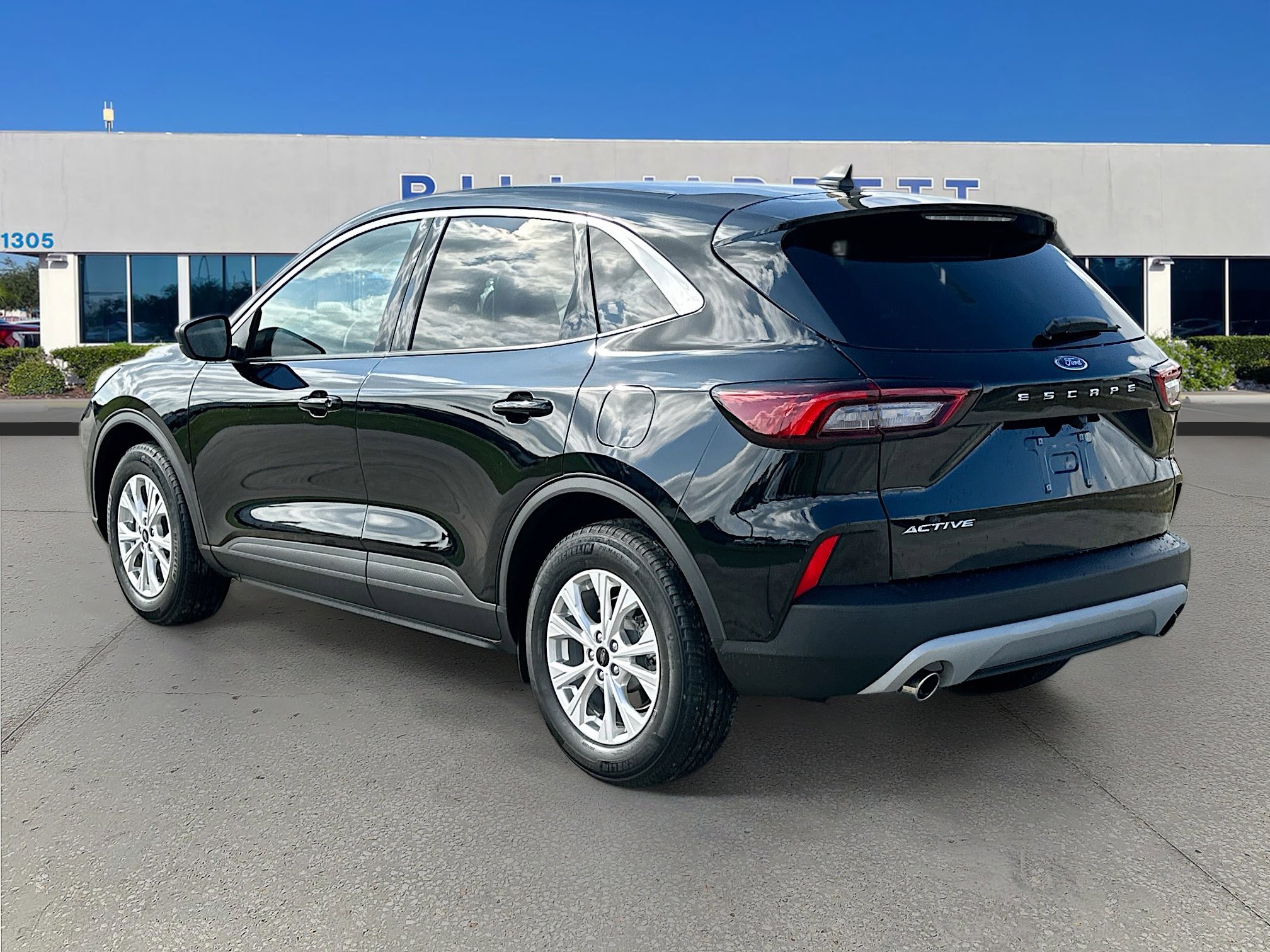 Certified 2024 Ford Escape Active image 5