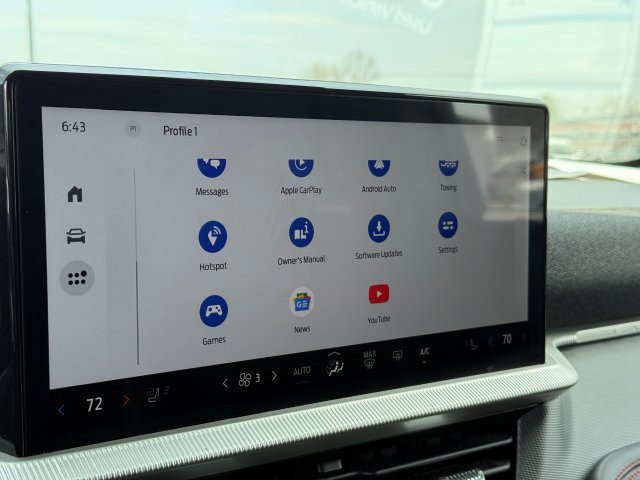 Certified 2025 Ford Explorer ST-Line w/ ST-Line Street Pack image 33