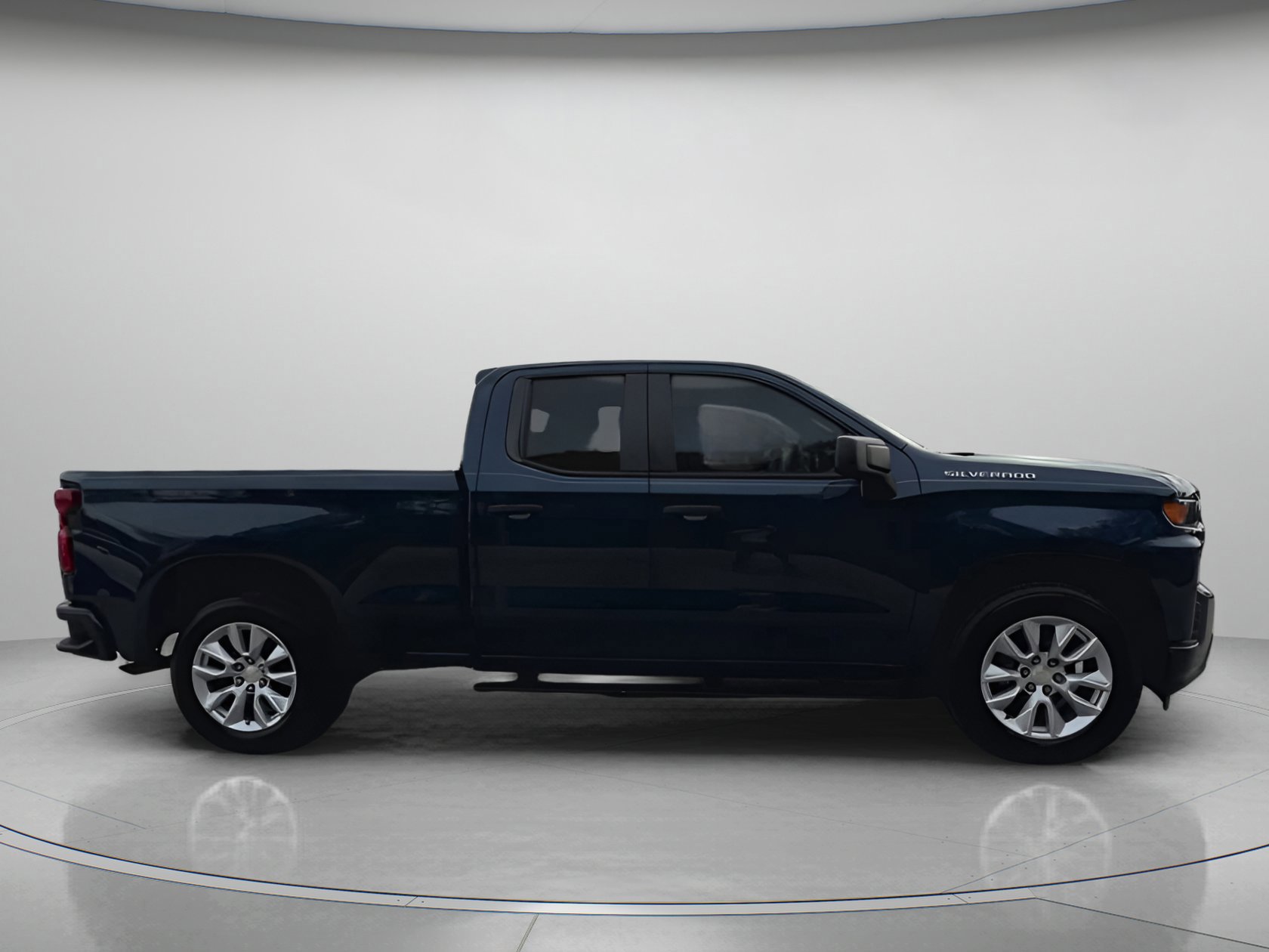 Used 2019 Chevrolet Silverado 1500 Custom w/ Custom Convenience Package image 24