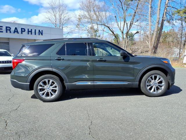 Certified 2023 Ford Explorer XLT w/ Equipment Group 202A AWD/4WD image 2