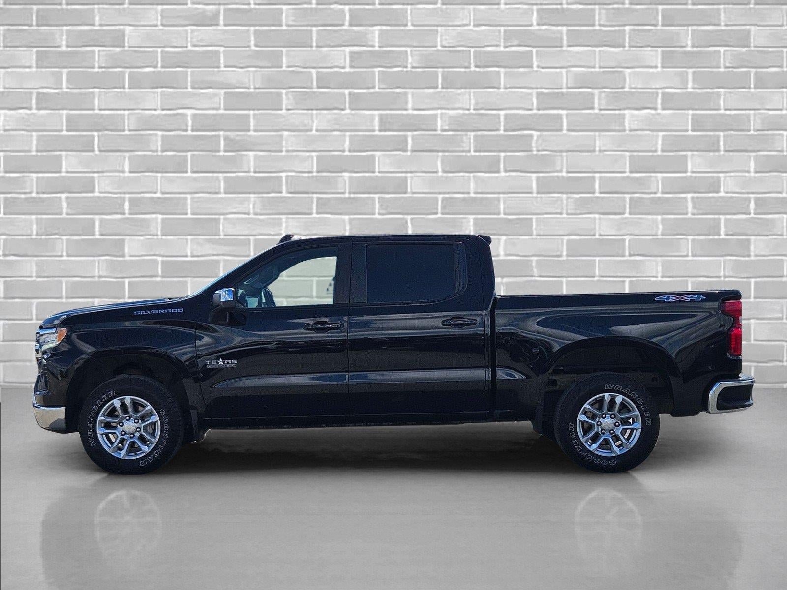 Used 2024 Chevrolet Silverado 1500 LT AWD/4WD image 8