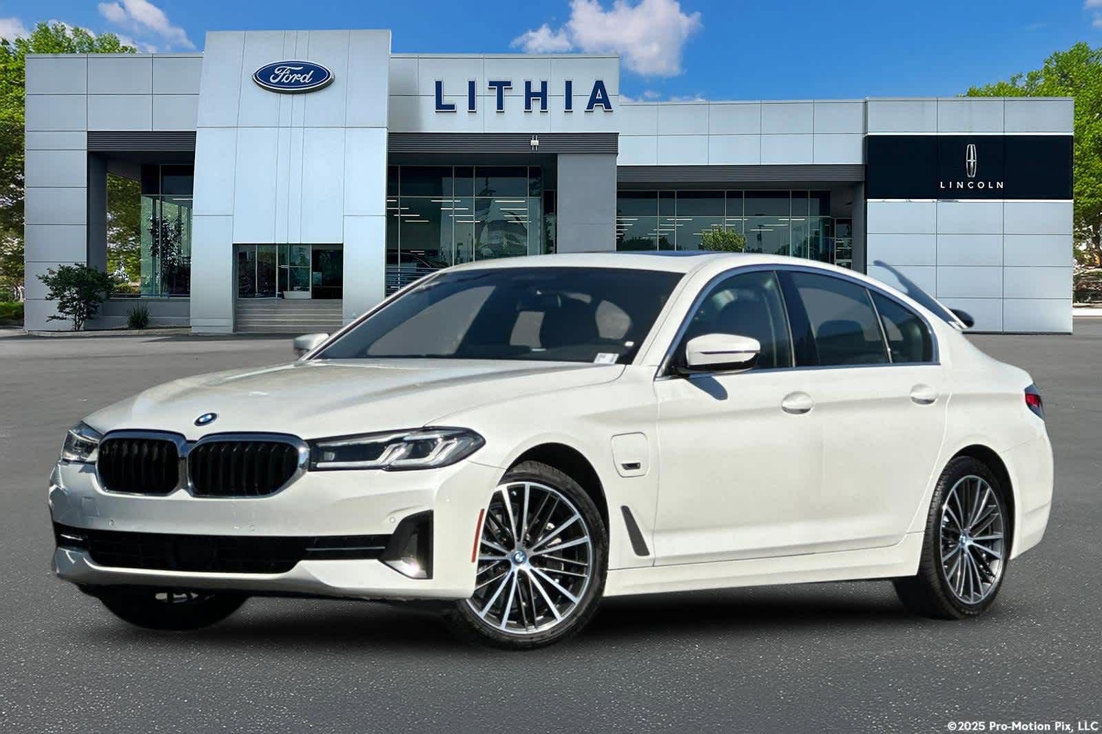 Used 2023 BMW 530e xDrive w/ Premium Package
