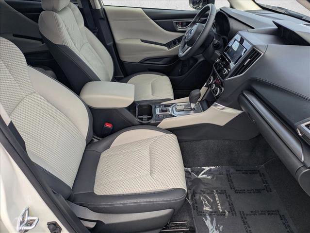 Used 2024 Subaru Forester Premium AWD/4WD image 21