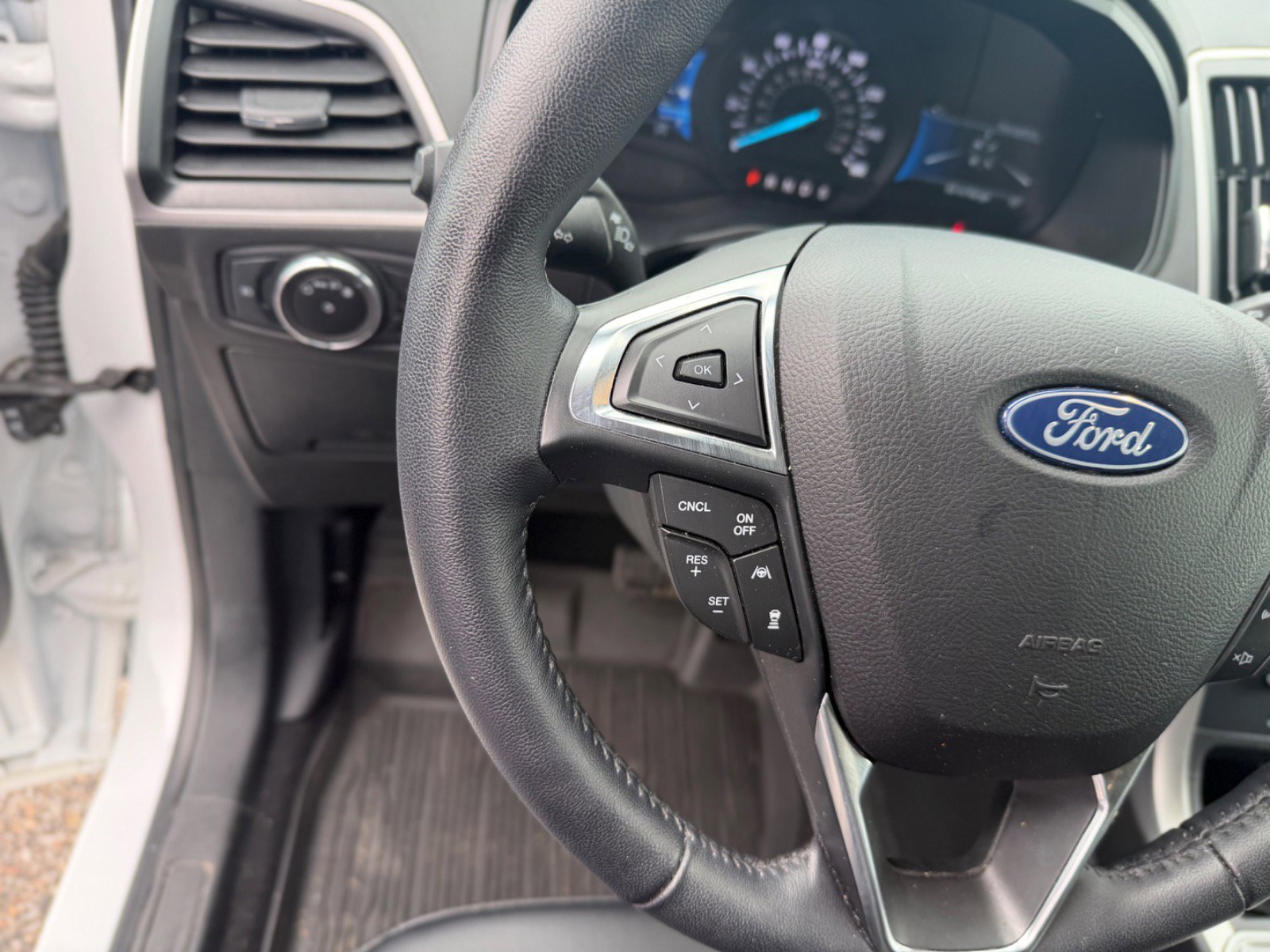 Certified 2023 Ford Edge SEL w/ Convenience Package AWD/4WD image 29