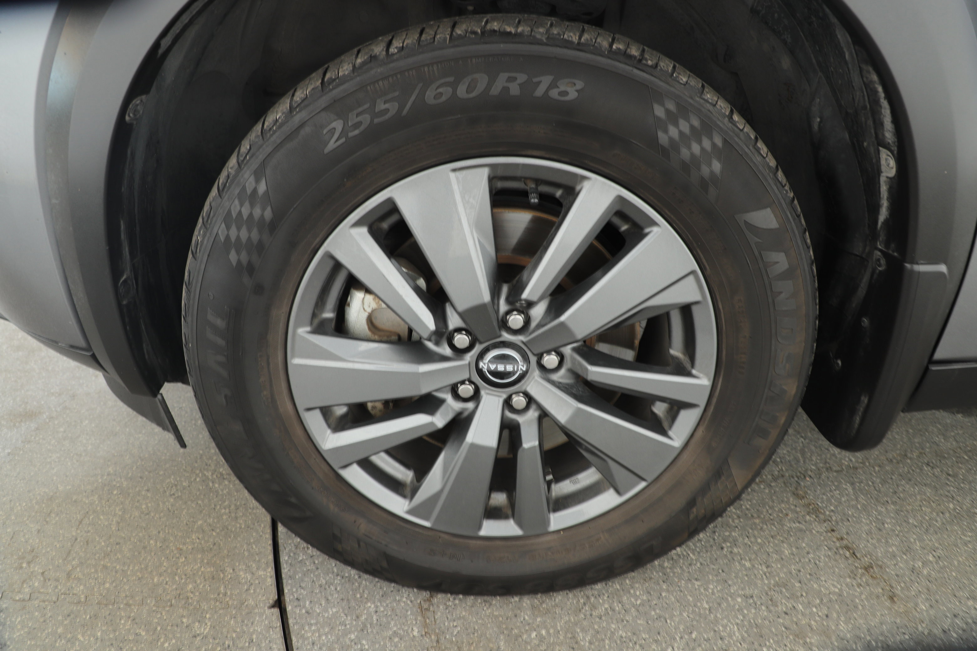 Used 2023 Nissan Pathfinder S image 7