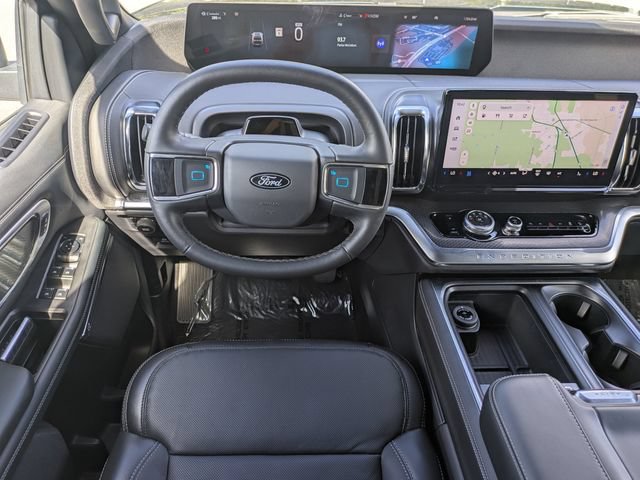 Certified 2026 Ford Expedition Max Platinum w/ Stealth Appearance Package AWD/4WD image 18