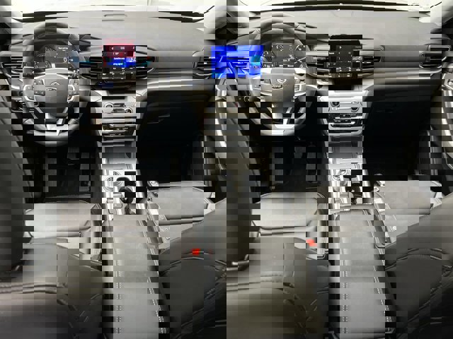 Certified 2023 Ford Explorer XLT w/ Equipment Group 202A image 7